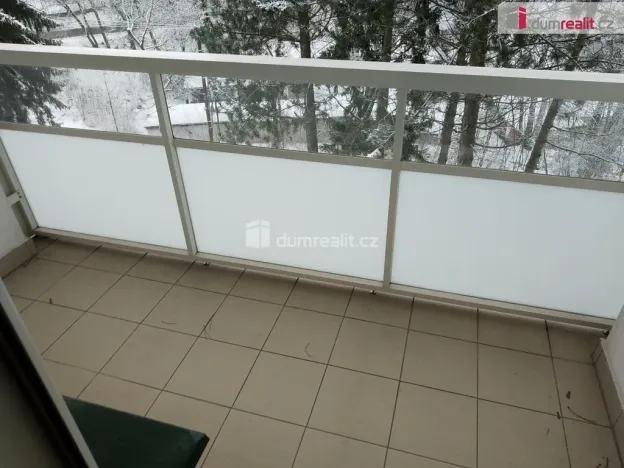 Pronájem bytu 2+1, Karlovy Vary - Bohatice, Lomená, 61 m2