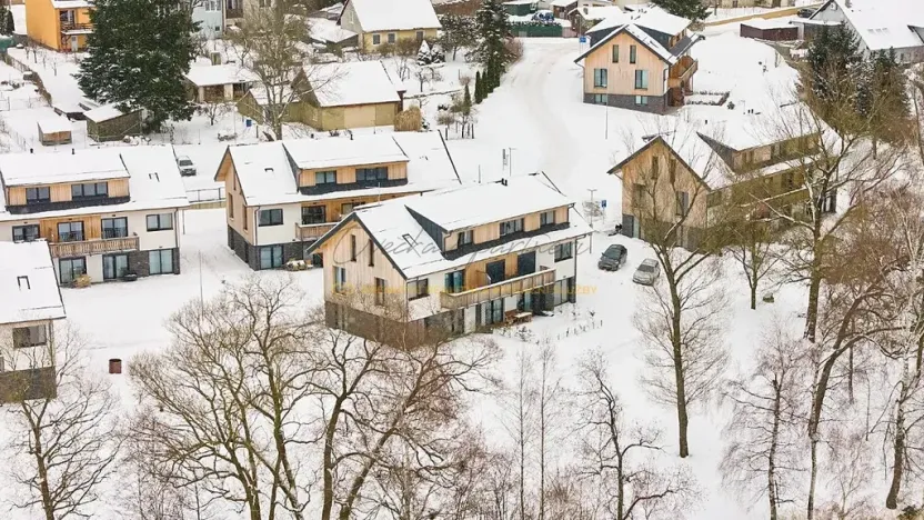 Prodej bytu 1+kk, Černá v Pošumaví, 33 m2