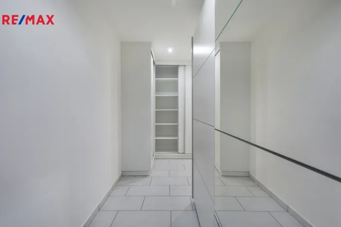 Pronájem bytu 1+1, Meziboří, Dělnická, 60 m2