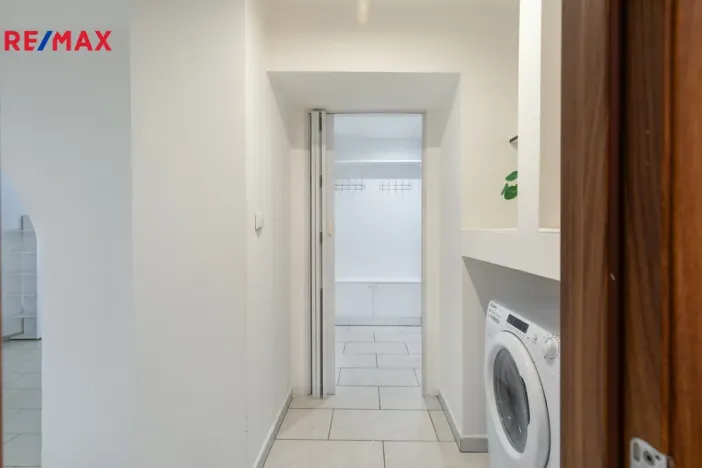 Pronájem bytu 1+1, Meziboří, Dělnická, 60 m2