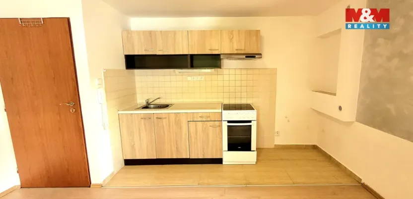 Pronájem bytu 2+kk, Jablonec nad Nisou, Rybářská, 32 m2