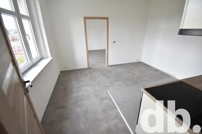 Pronájem bytu 2+kk, Karlovy Vary, Rohová, 45 m2