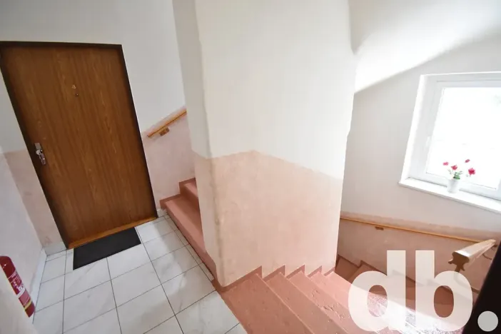 Pronájem bytu 2+kk, Karlovy Vary, Vítězná, 45 m2