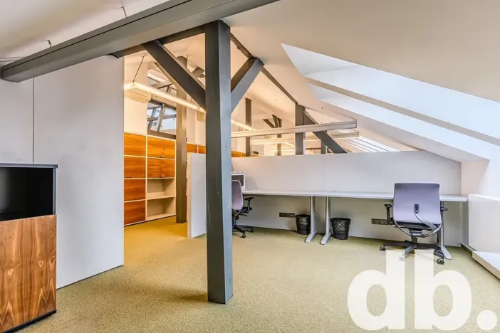 Pronájem kanceláře, Cheb, 26. dubna, 190 m2