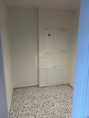 Pronájem bytu 2+kk, Praha - Radlice, U Komína, 45 m2