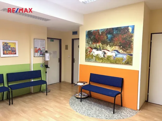 Pronájem ordinace, Praha - Bubeneč, Dejvická, 41 m2