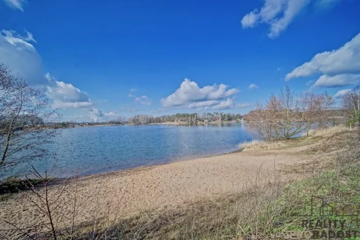 Pronájem rybníku, Přelouč - Mělice, 216 m2