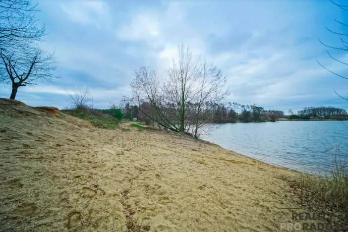 Pronájem rybníku, Přelouč - Mělice, 216 m2