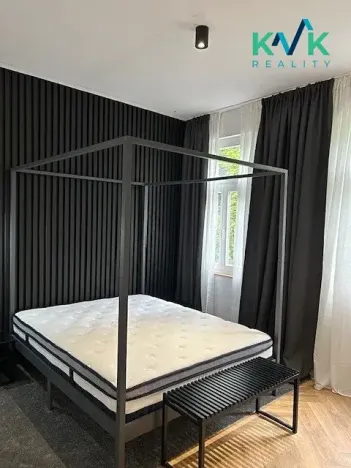 Prodej bytu 2+kk, Karlovy Vary, Sadová, 49 m2