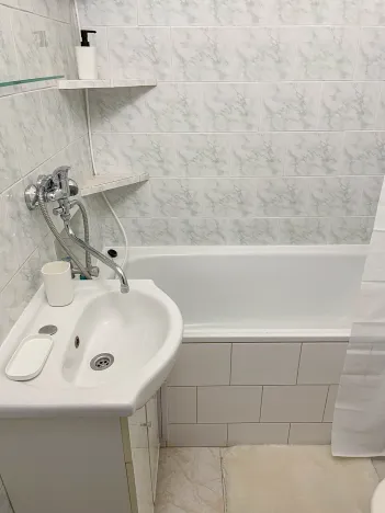 Pronájem bytu 1+kk, Praha - Nusle, Na bitevní pláni, 35 m2