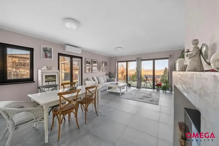 Prodej rodinného domu, Sulice, K Hájku, 212 m2