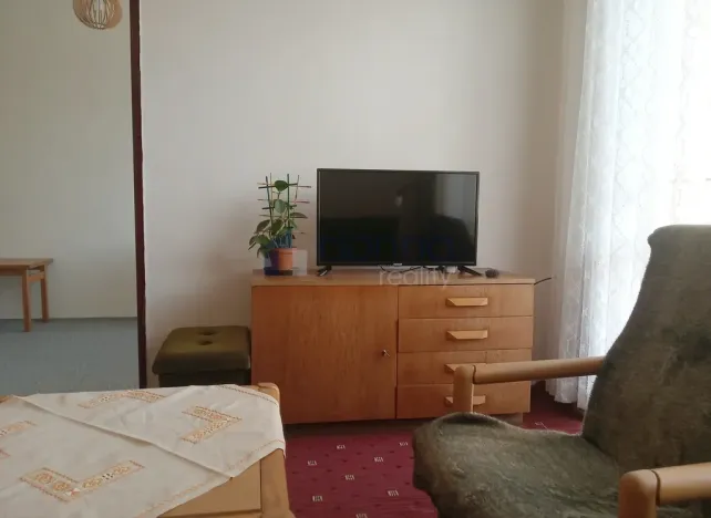 Pronájem bytu 3+1, Praha, Na stezce, 65 m2