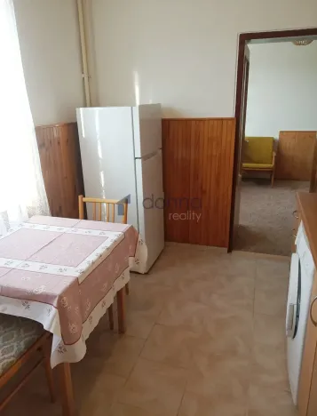 Pronájem bytu 3+1, Praha, Na stezce, 65 m2