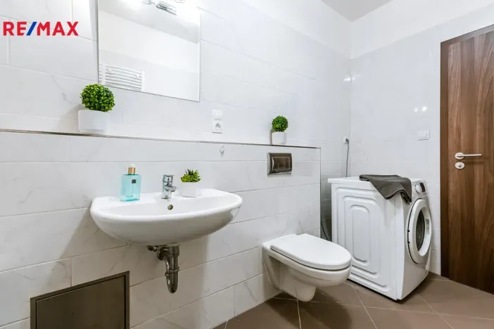 Prodej bytu 2+kk, Praha - Letňany, Kadečkové, 57 m2