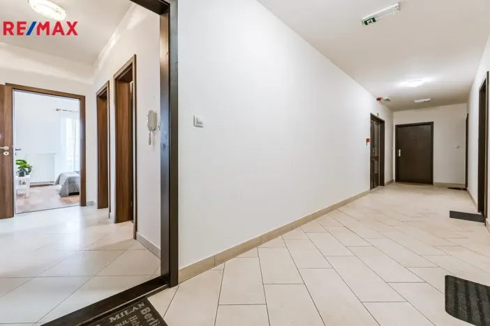 Prodej bytu 2+kk, Praha - Letňany, Kadečkové, 57 m2