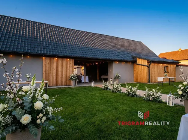 Prodej komerční, Skalice, 117 m2