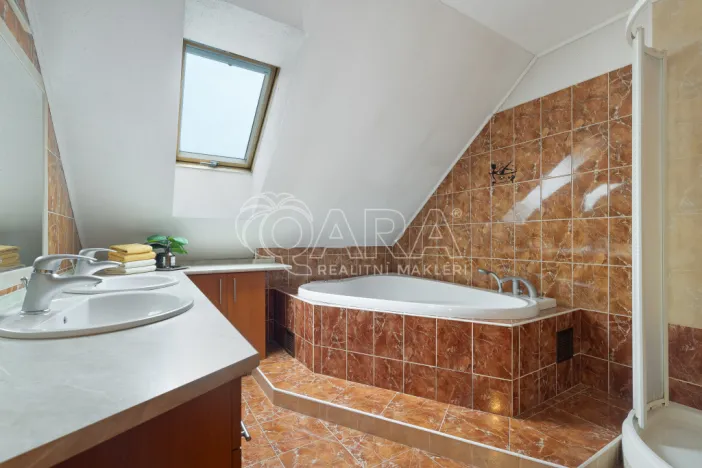 Prodej rodinného domu, Šenov u Nového Jičína, Záhumenní, 267 m2