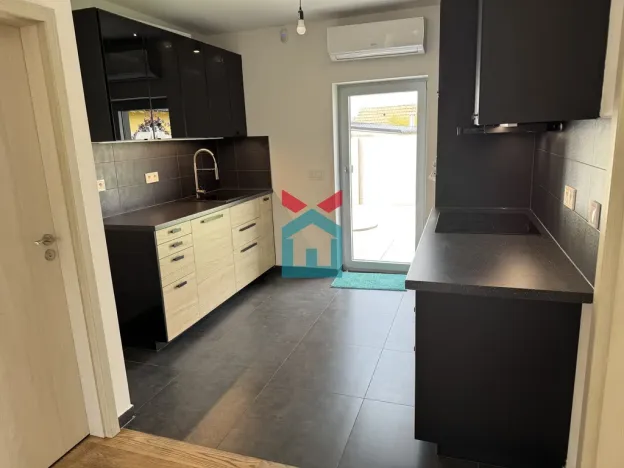 Prodej bytu 4+kk, Praha - Lochkov, K Lahovské, 99 m2