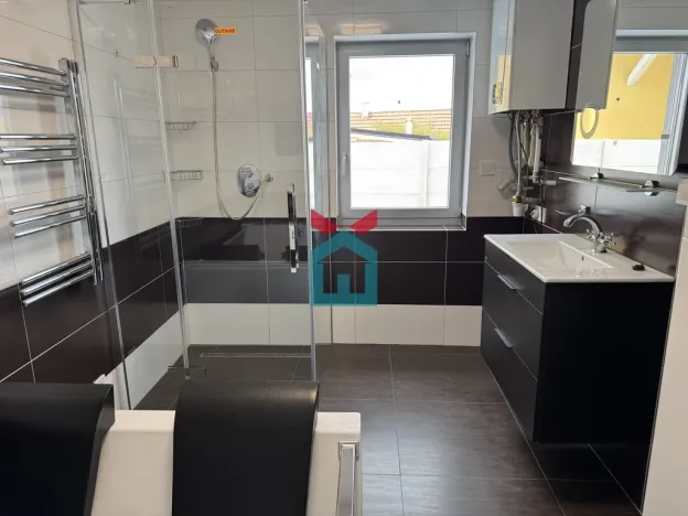 Prodej bytu 4+kk, Praha - Lochkov, K Lahovské, 99 m2