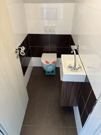 Prodej bytu 4+kk, Praha - Lochkov, K Lahovské, 99 m2