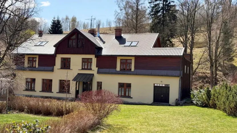 Prodej bytu 3+1, Bedřichov, 177 m2