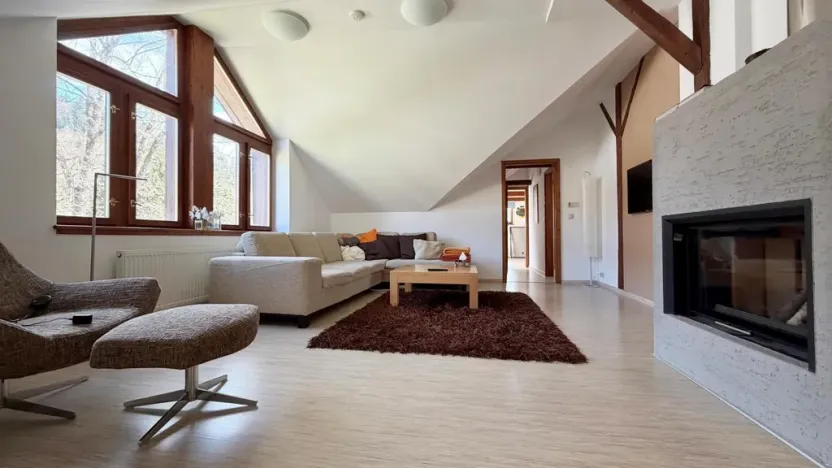 Prodej bytu 3+1, Bedřichov, 177 m2