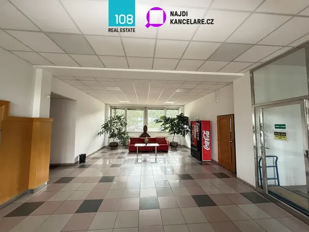 Pronájem kanceláře, Praha - Malešice, U Stavoservisu, 240 m2