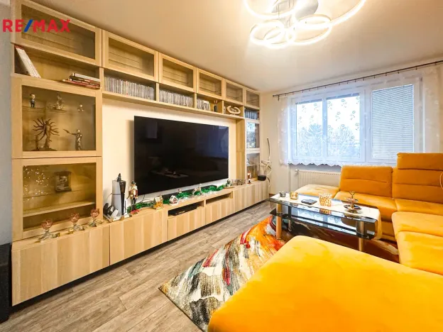 Prodej bytu 2+kk, Milín - Stěžov, 61 m2