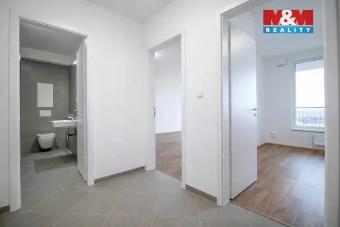 Pronájem bytu 2+kk, Praha, Stočesova, 53 m2
