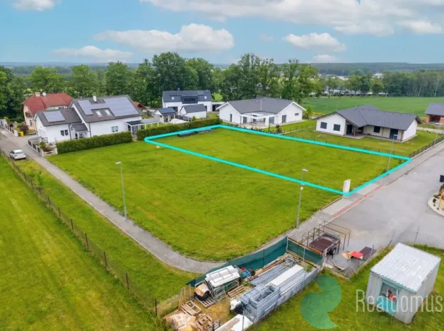 Prodej pozemku pro bydlení, Lipí, 955 m2