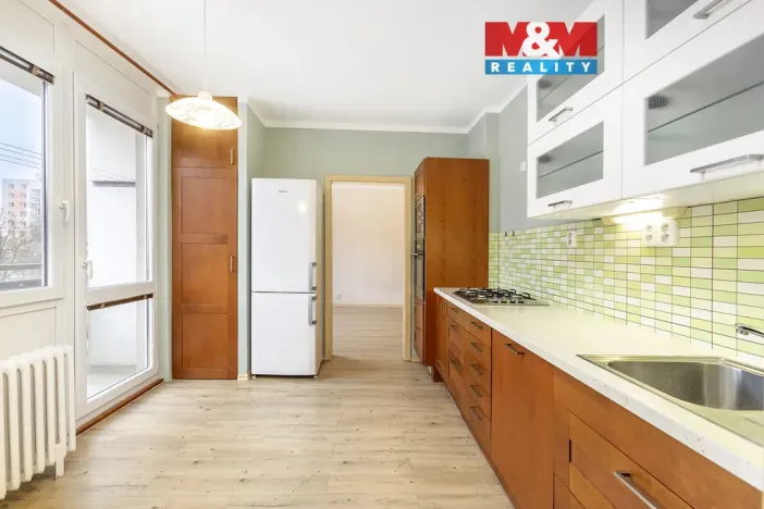 Prodej bytu 2+1, Pardubice - Studánka, Luďka Matury, 74 m2