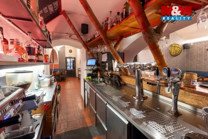 Pronájem restaurace, Praha - Staré Město, Smetanovo nábřeží, 295 m2