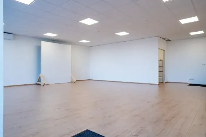 Pronájem obchodního prostoru, Jihlava, 100 m2