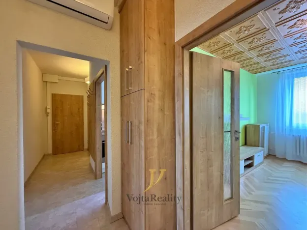 Pronájem bytu 3+1, Olomouc, Varšavské nám., 75 m2