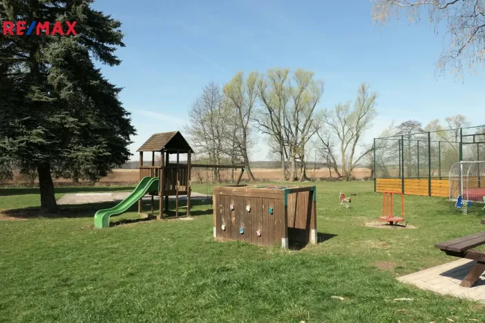 Pronájem restaurace, Mokrovousy, 42 m2