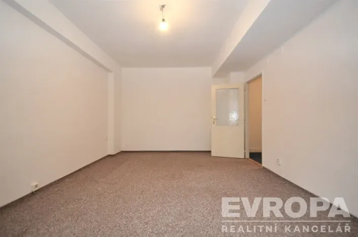 Prodej bytu 2+1, Praha, Oblouková, 60 m2