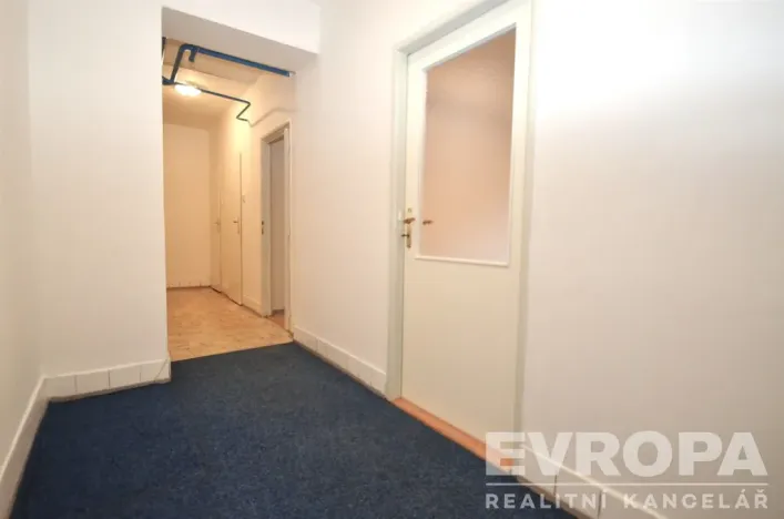 Prodej bytu 2+1, Praha, Oblouková, 60 m2