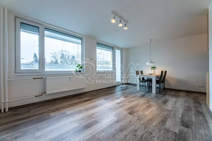 Prodej bytu 1+kk, Praha - Prosek, Lovosická, 34 m2