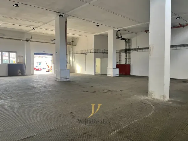 Pronájem skladu, Olomouc, Lazecká, 270 m2