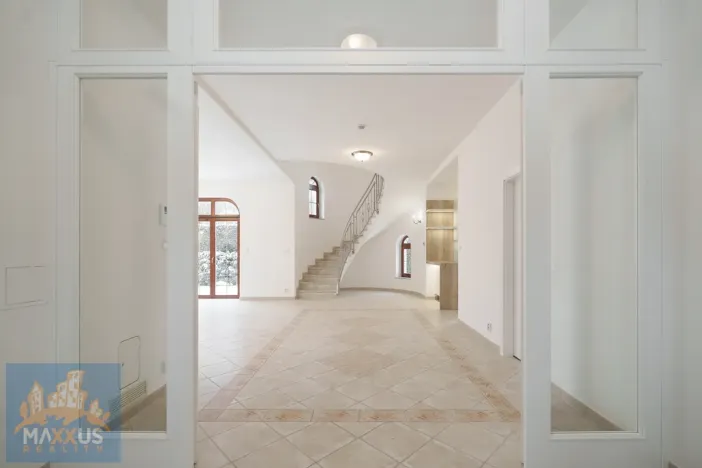 Pronájem vily, Praha - Nebušice, Nebušická, 243 m2