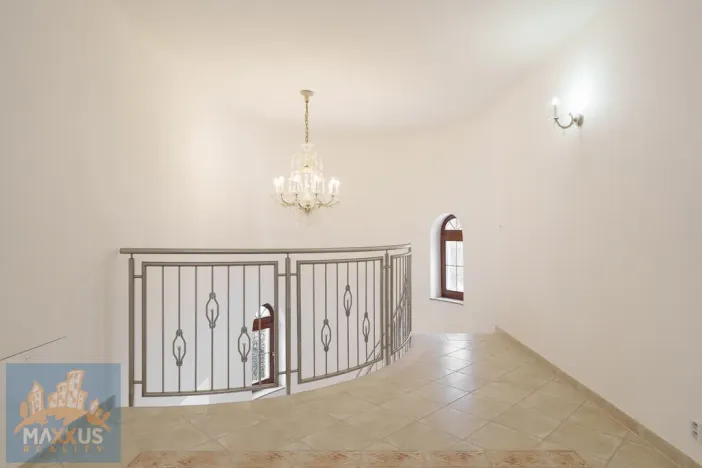 Pronájem vily, Praha - Nebušice, Nebušická, 243 m2