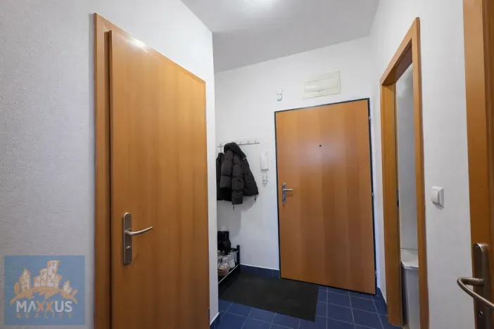 Pronájem bytu 1+kk, Praha - Krč, Nad Ryšánkou, 36 m2