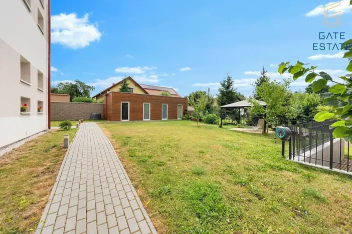 Prodej bytu 2+kk, Křížkový Újezdec, 46 m2