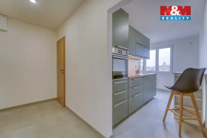 Pronájem bytu 1+1, Klatovy - Klatovy II, Pod Nemocnicí, 39 m2