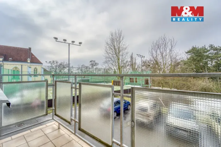 Pronájem bytu 1+1, Plzeň - Lobzy, Revoluční, 34 m2