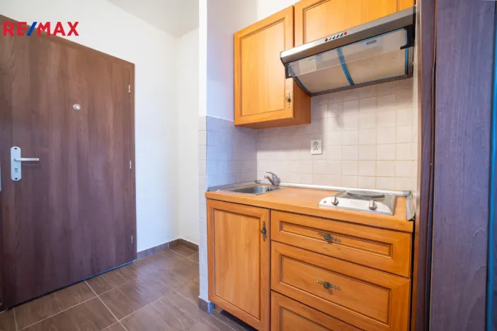 Prodej bytu 1+kk, Městec Králové, Míru, 20 m2