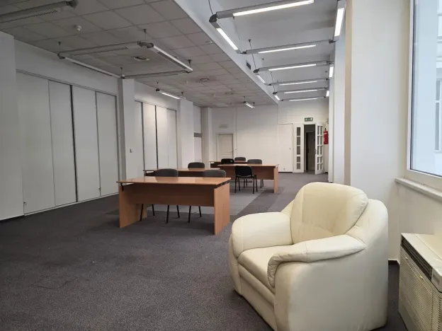 Pronájem kanceláře, Plzeň, náměstí Republiky, 125 m2