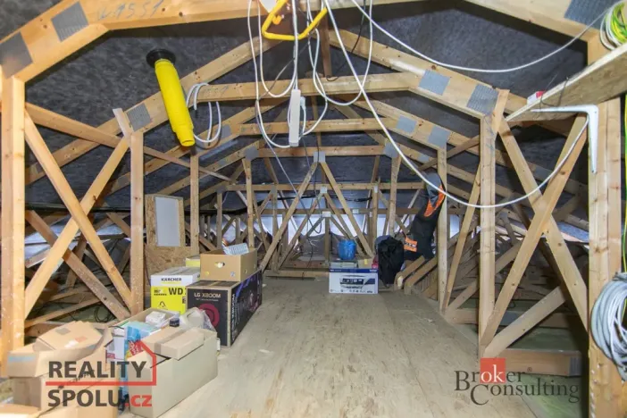 Prodej rodinného domu, Loket, Nad Hájovnou, 196 m2