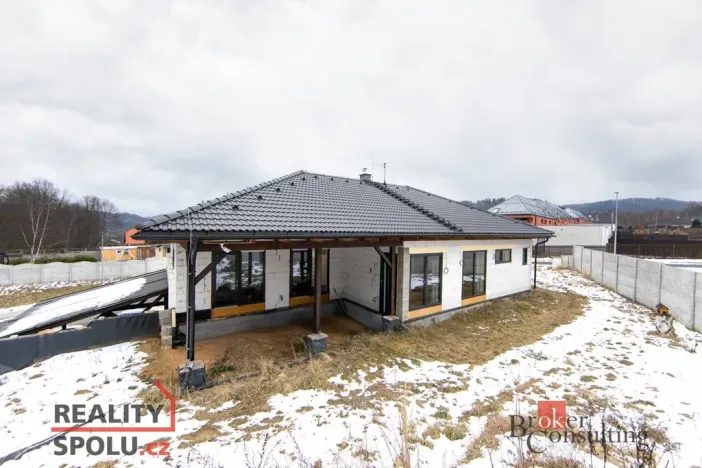 Prodej rodinného domu, Loket, Nad Hájovnou, 196 m2