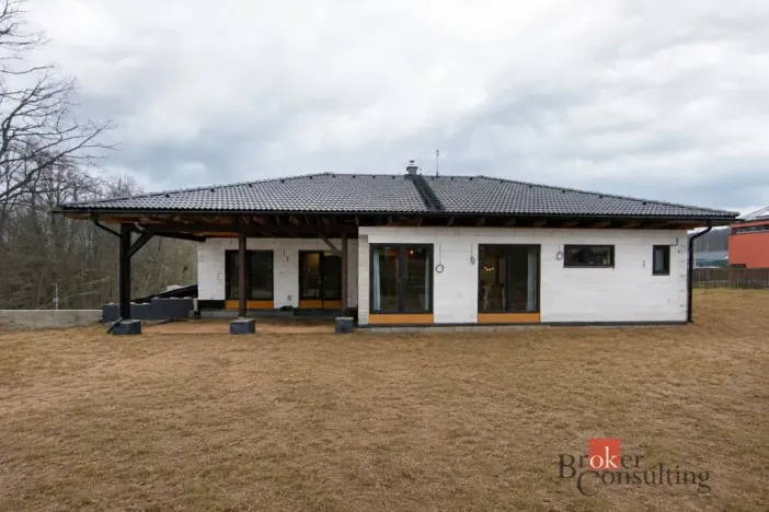 Prodej rodinného domu, Loket, Nad Hájovnou, 196 m2